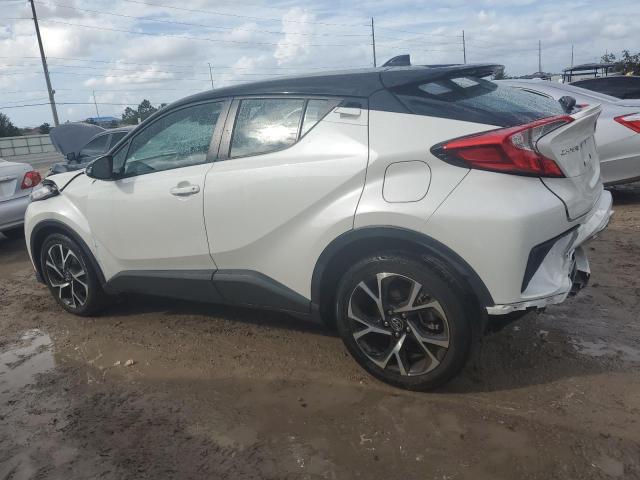 VIN NMTKHMBXXKR101158 2019 TOYOTA C-HR no.2