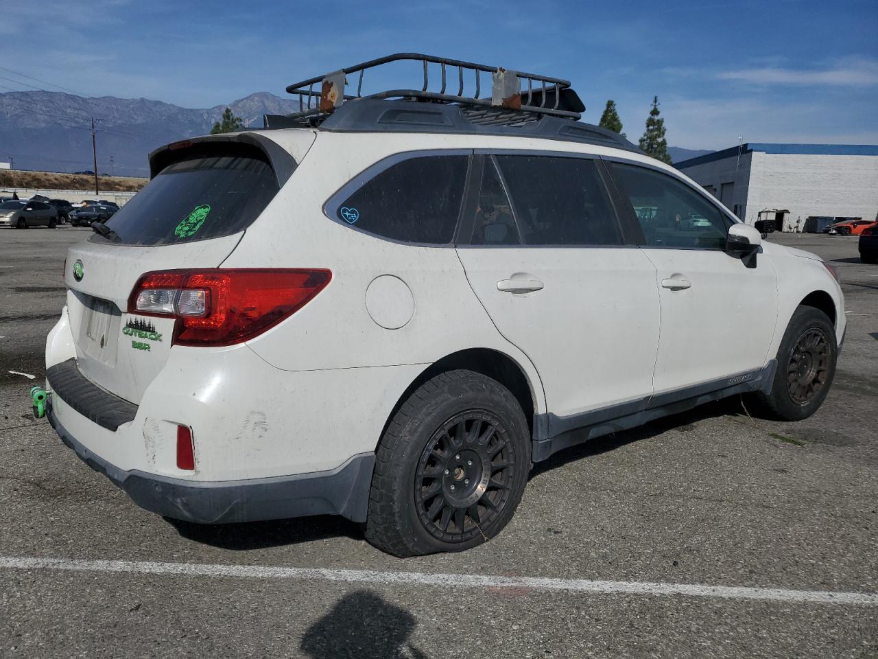 Lot #3033082009 2017 SUBARU OUTBACK 3.