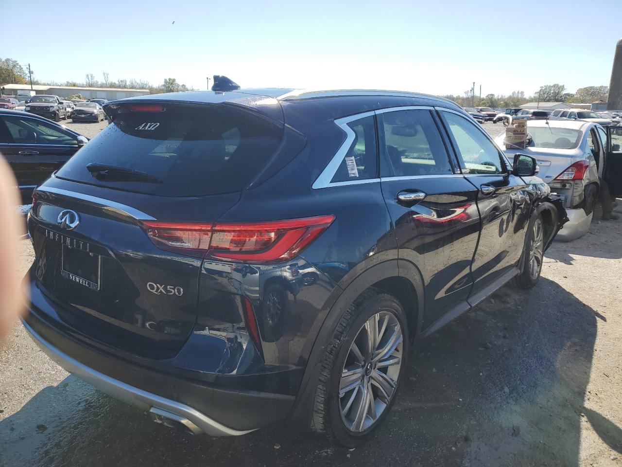INFINITI QX50 2021