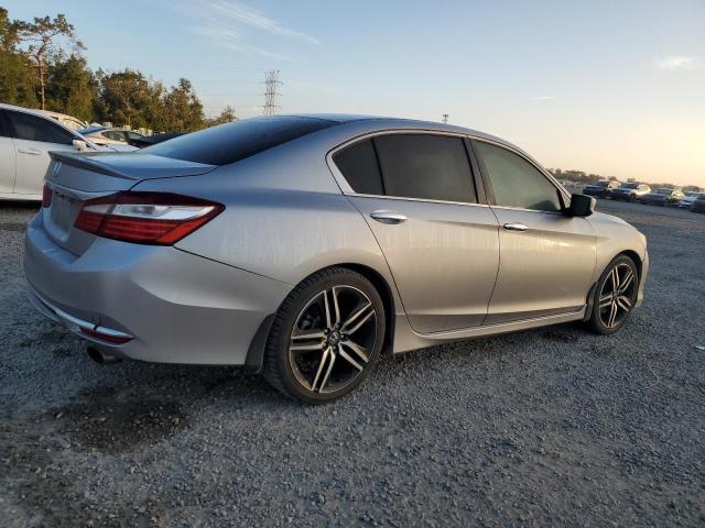 VIN 1HGCR2F19HA208836 2017 HONDA ACCORD no.3