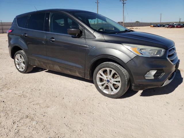 VIN 1FMCU0G98HUC52696 2017 Ford Escape, SE no.4