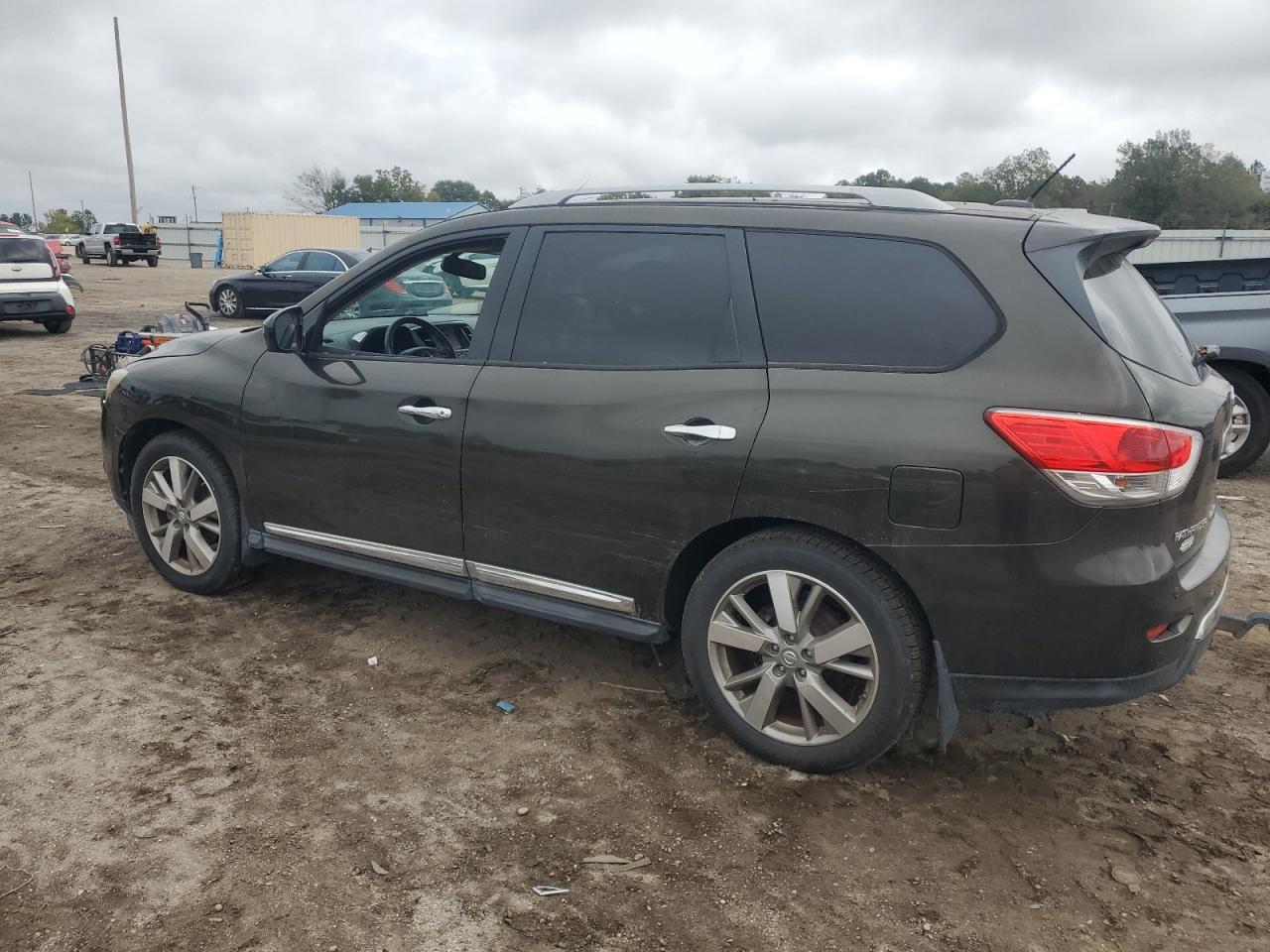 Lot #2972455810 2015 NISSAN PATHFINDER