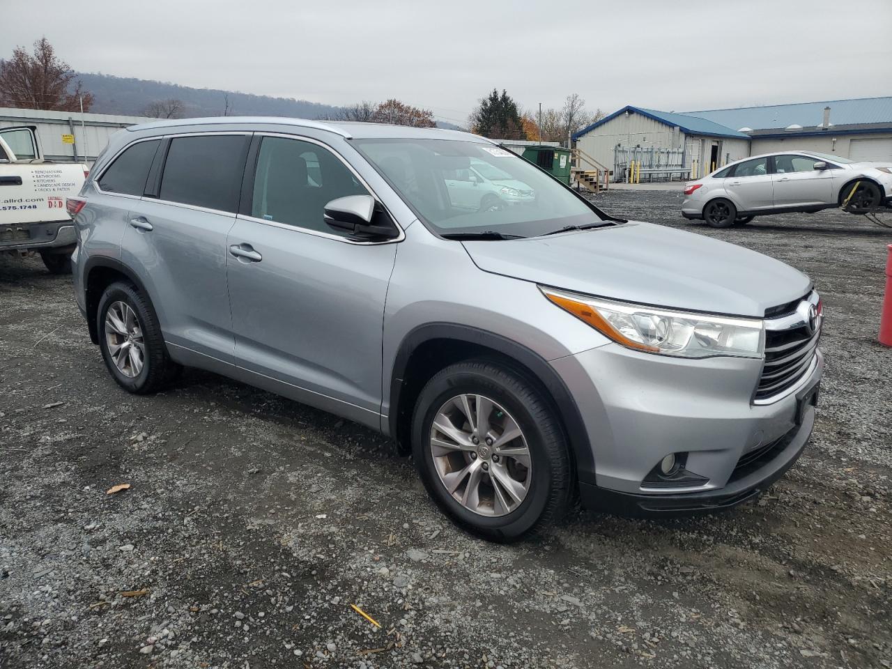 Lot #3020487176 2015 TOYOTA HIGHLANDER