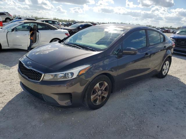 VIN 3KPFK4A74JE217003 2018 KIA FORTE no.1