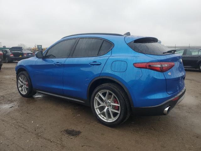 VIN ZASFAKNN8J7C00292 2018 ALFA ROMEO STELVIO no.2