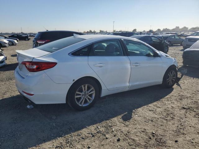 VIN 5NPE24AFXGH314228 2016 Hyundai Sonata, SE no.3