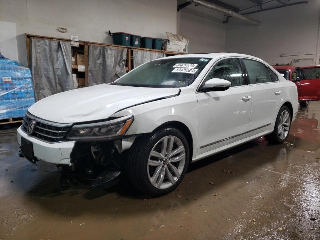 VIN 1VWCA7A30JC011332 2018 VOLKSWAGEN PASSAT no.1