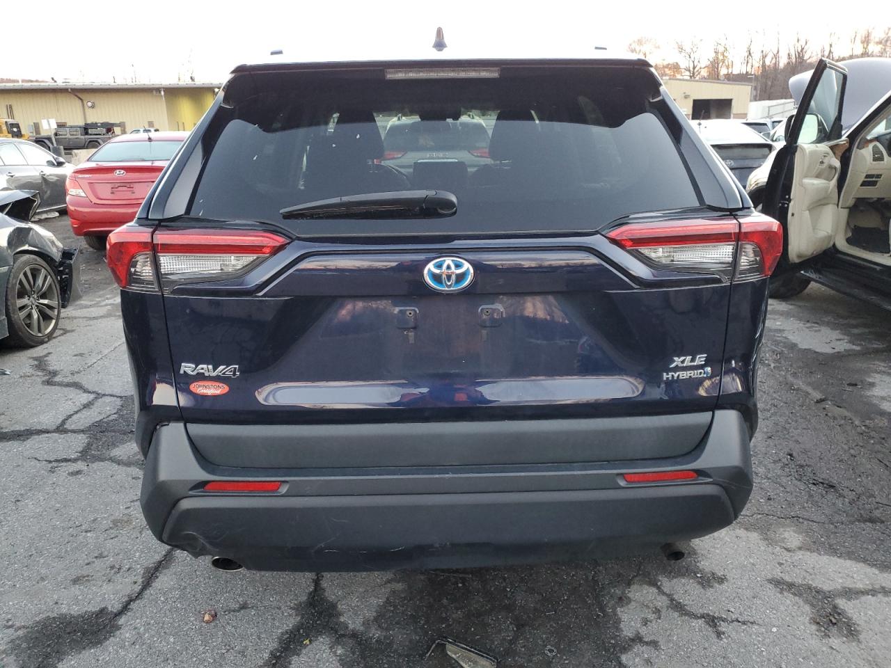 Lot #3034495742 2019 TOYOTA RAV4 XLE