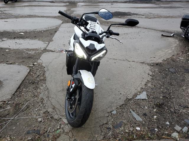 2024 TRIUMPH MOTORCYCLE STREET TRI SMTA604S8RTBS6928