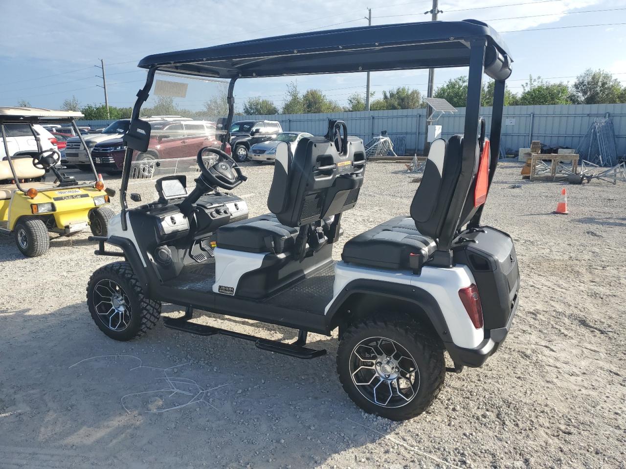 Lot #3033390909 2024 HDKP GOLF CART