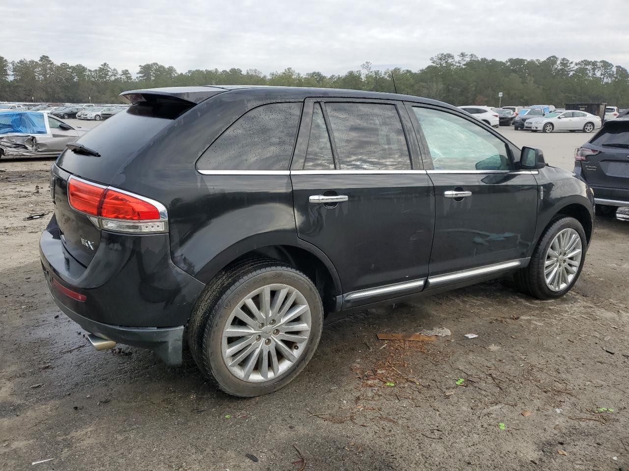 Lot #2994153401 2011 LINCOLN MKX