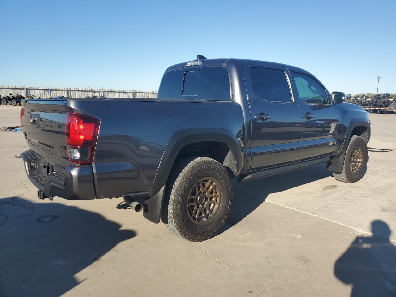 Lot #2989050545 2023 TOYOTA TACOMA DOU