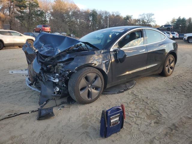2019 TESLA MODEL 3 - 5YJ3E1EB3KF385587