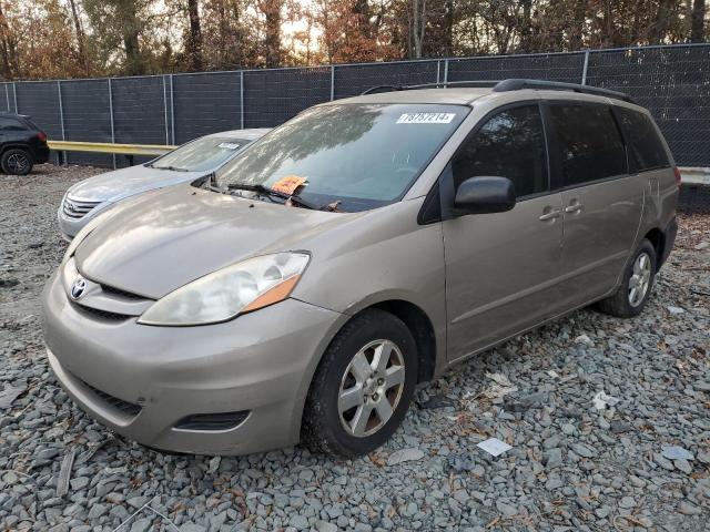 TOYOTA SIENNA CE/