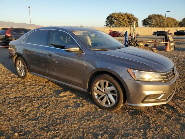 2018 VOLKSWAGEN PASSAT SE - 1VWBA7A39JC000163