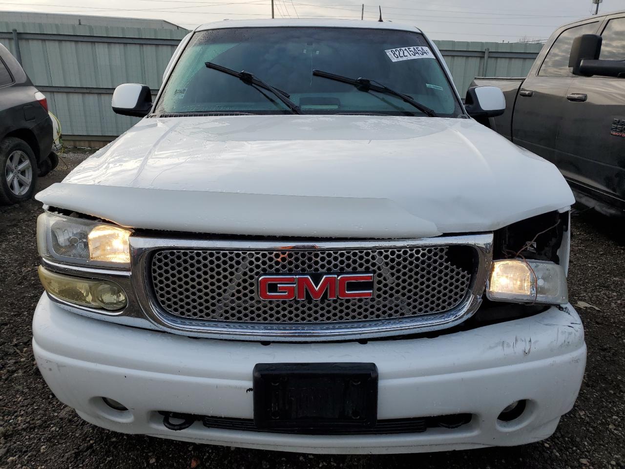 Lot #3051366649 2002 GMC DENALI XL