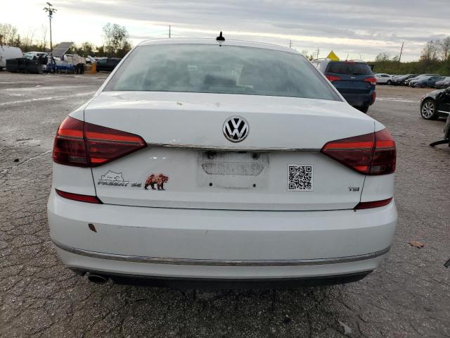 2018 VOLKSWAGEN PASSAT SE - 1VWBA7A33JC015595