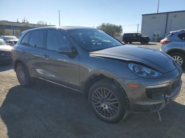 VIN WP1AA2A24GKA11187 2016 PORSCHE CAYENNE no.4