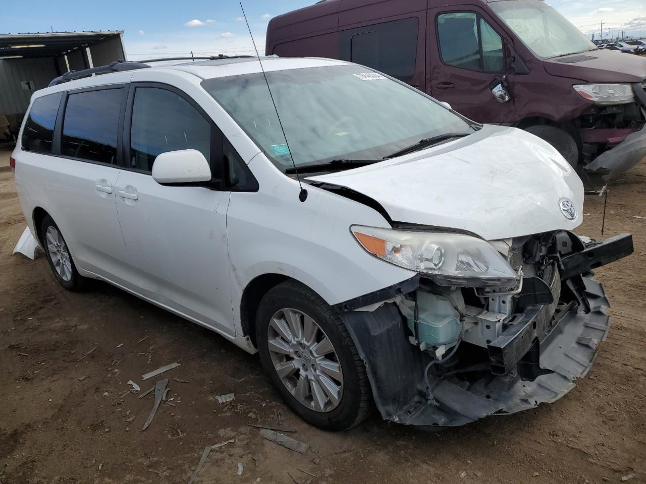 Lot #2986953843 2014 TOYOTA SIENNA XLE