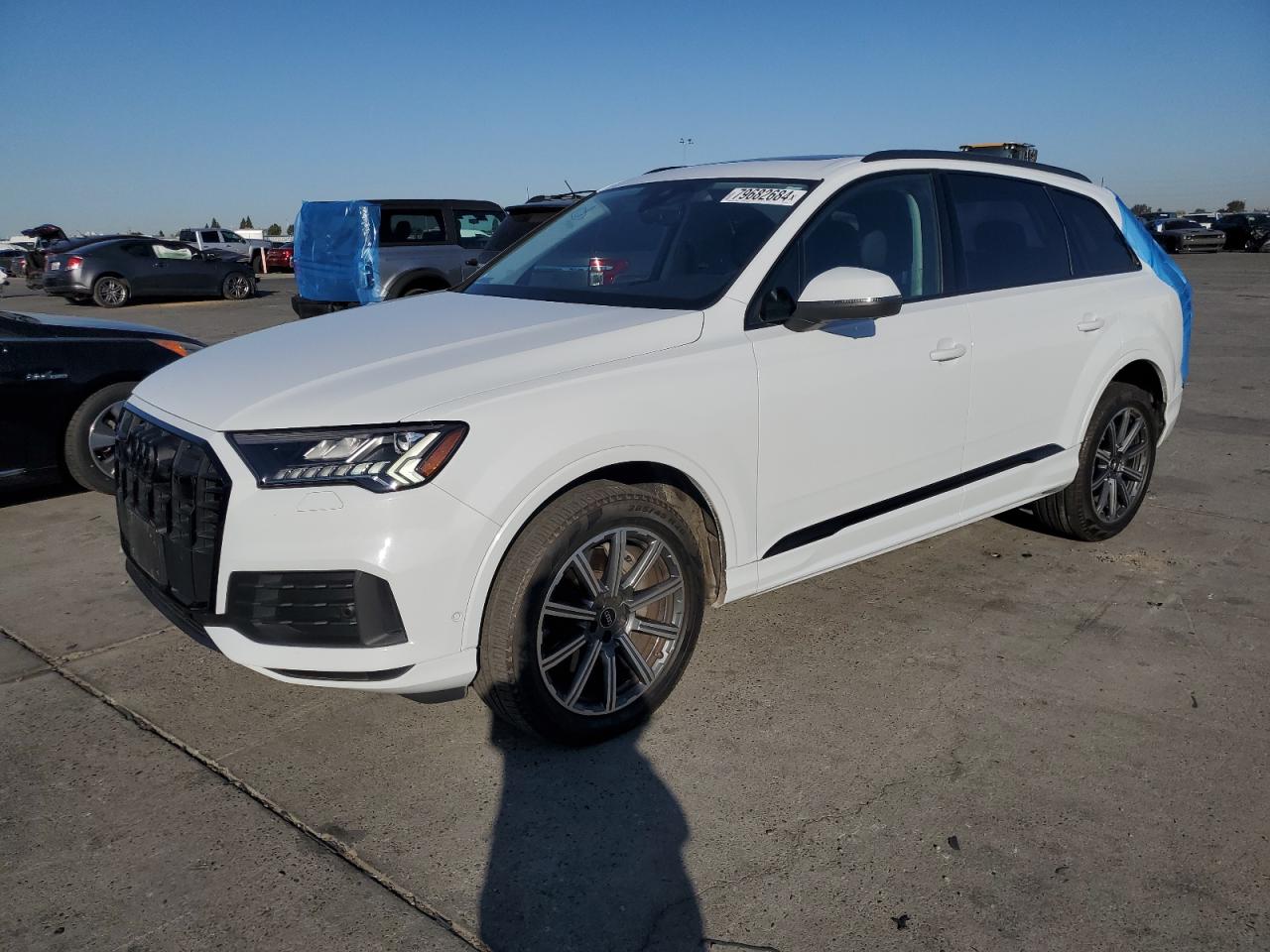  Salvage Audi Q7