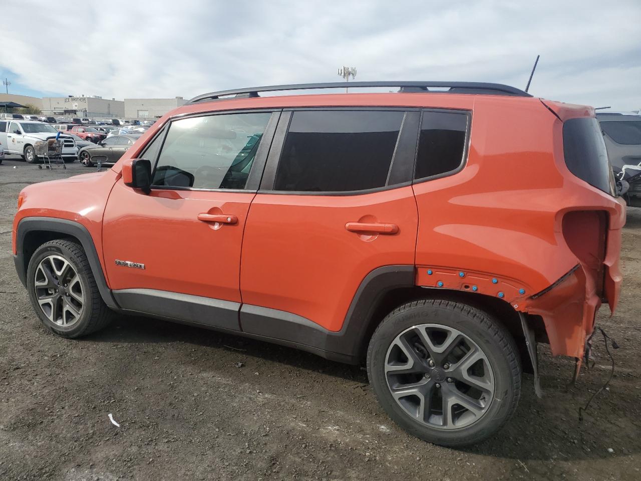 Lot #3026241268 2018 JEEP RENEGADE L