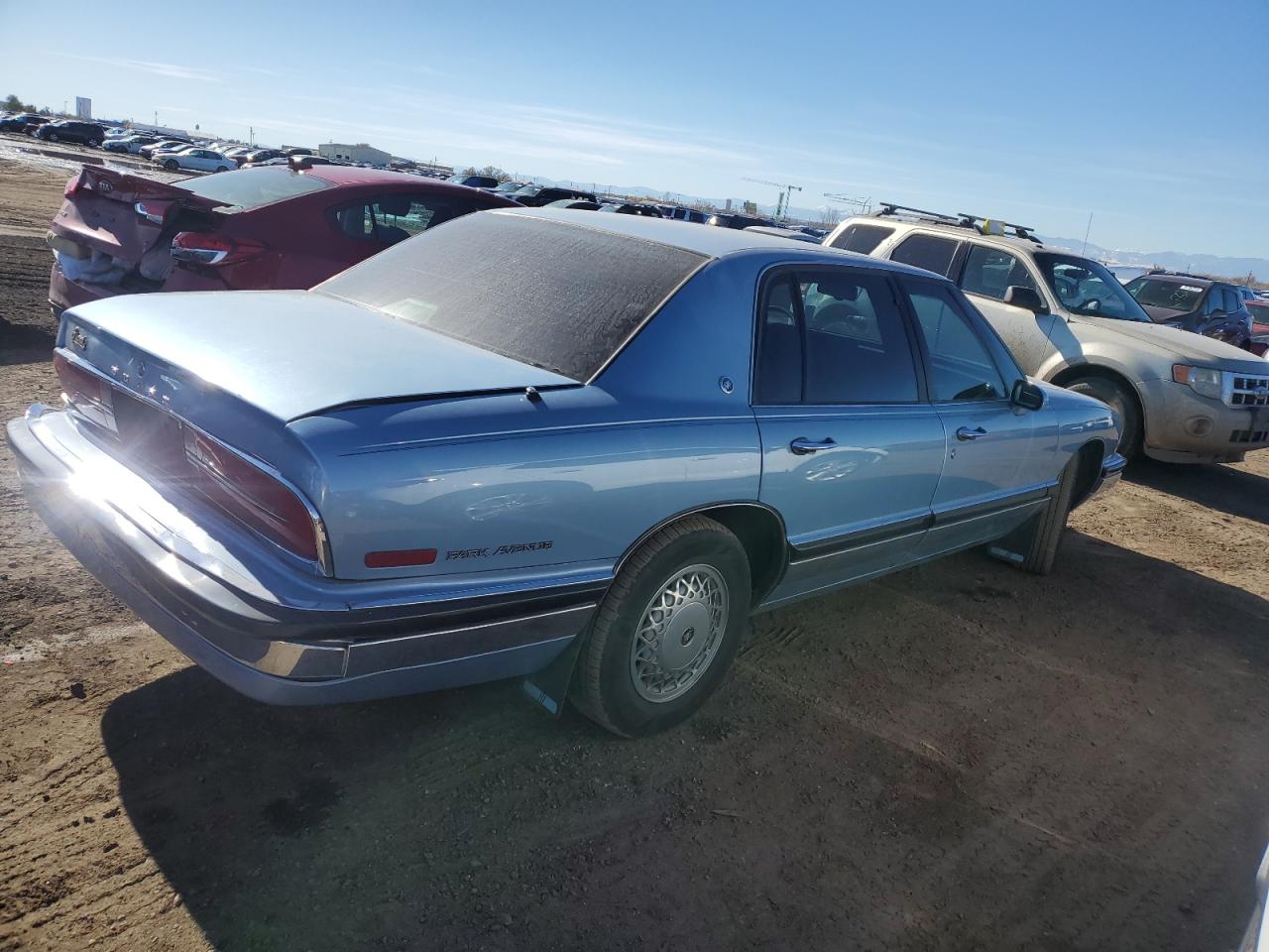 Lot #2991861151 1993 BUICK PARK AVENU