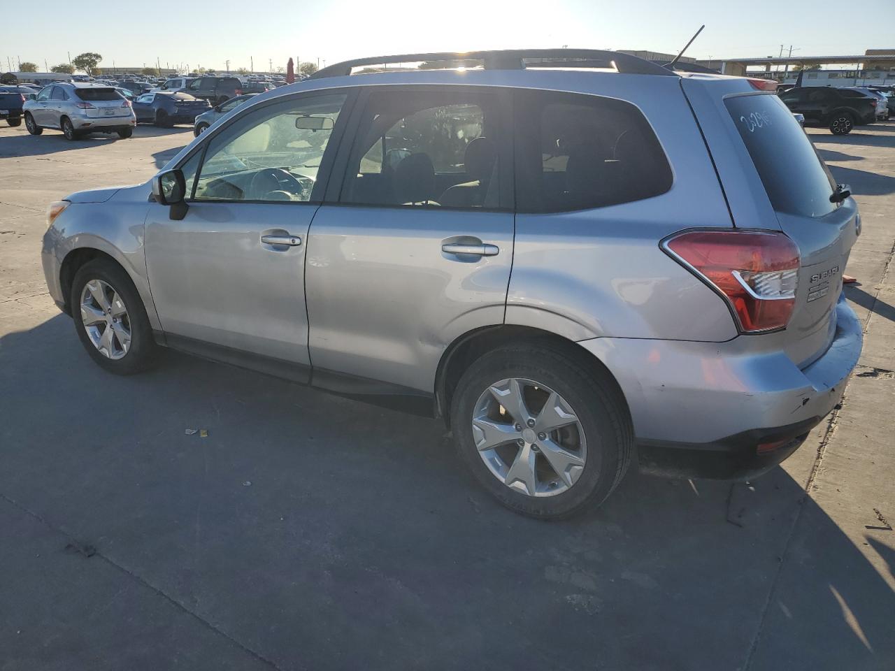 Lot #2994078312 2015 SUBARU FORESTER 2