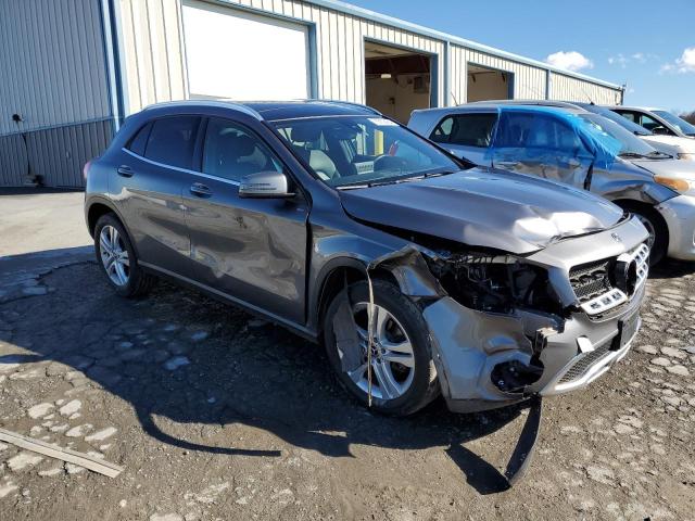 VIN WDCTG4GB5KJ602617 2019 MERCEDES-BENZ GLA-CLASS no.4