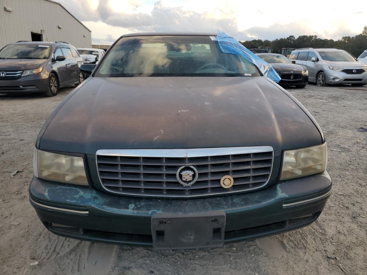 Lot #2993999305 1997 CADILLAC DEVILLE CO