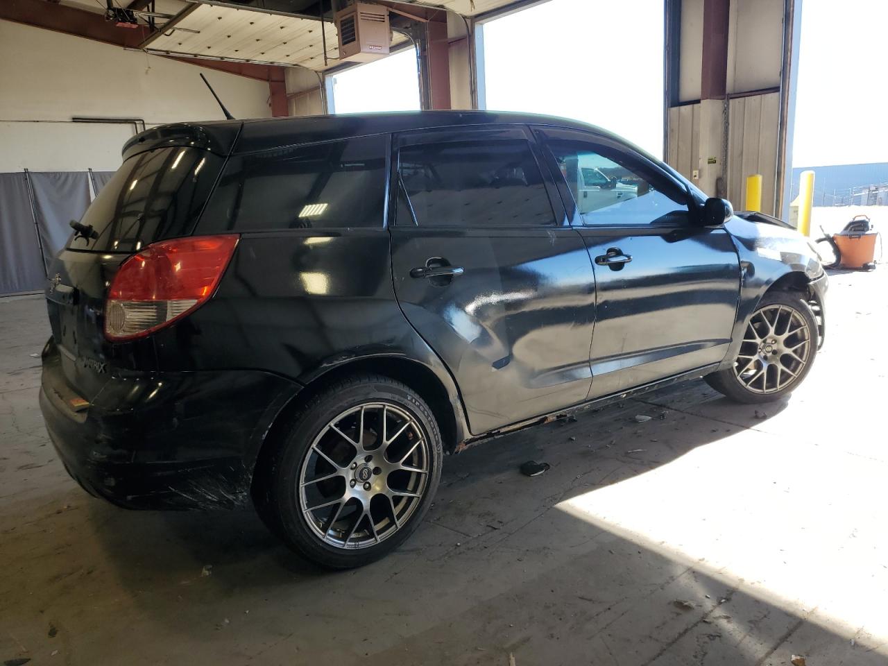 Lot #2994093435 2004 TOYOTA MATRIX