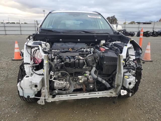 VIN 2T3A1RFV1NW301310 2022 Toyota RAV4, Xle Premium no.5