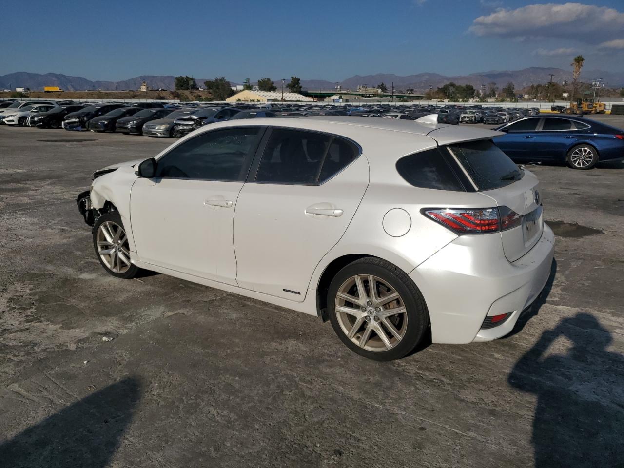 Lot #2987033821 2015 LEXUS CT 200