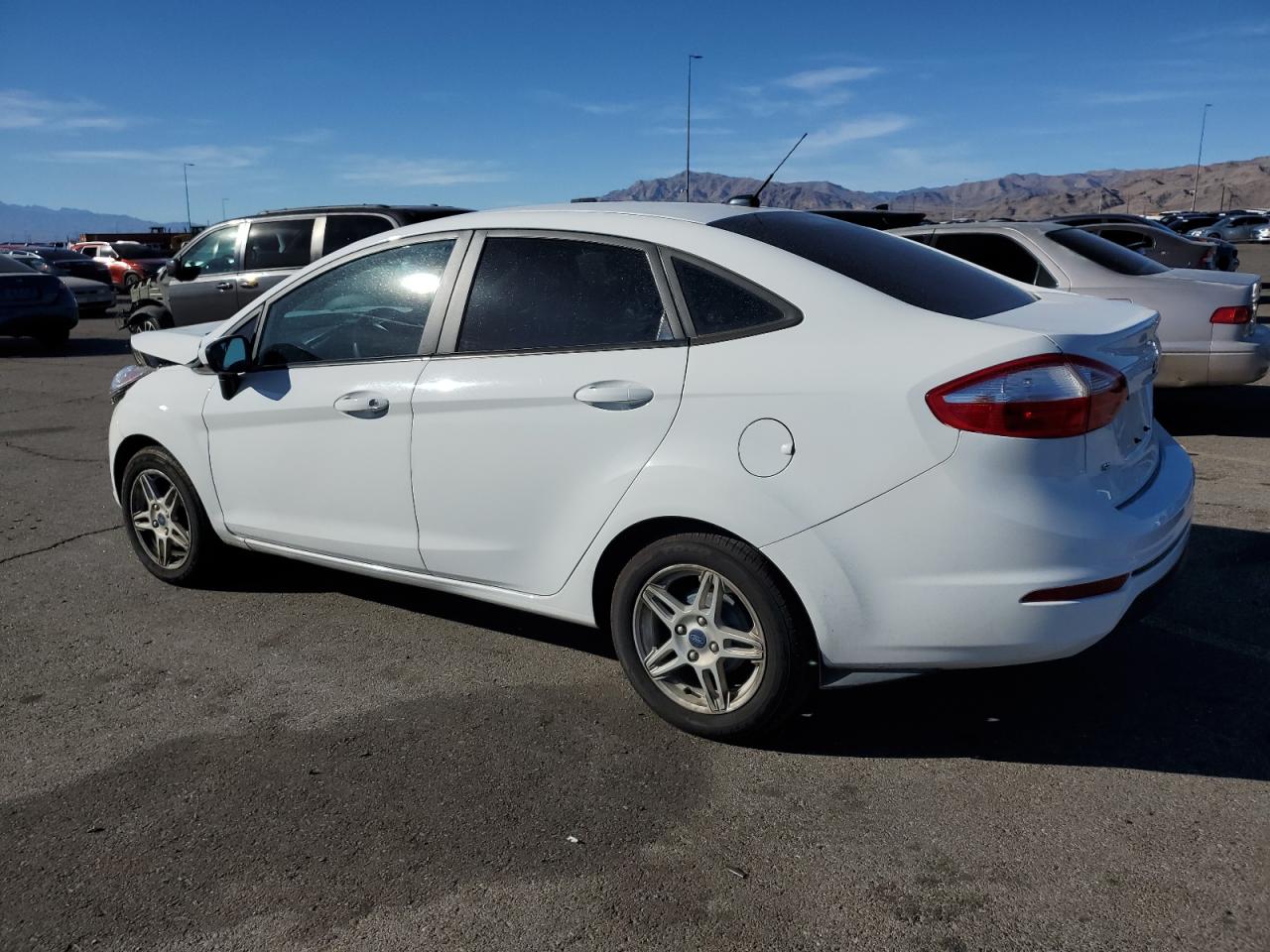 Lot #2994592864 2018 FORD FIESTA SE