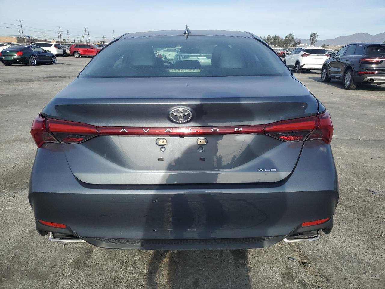 Lot #2994422033 2022 TOYOTA AVALON XLE