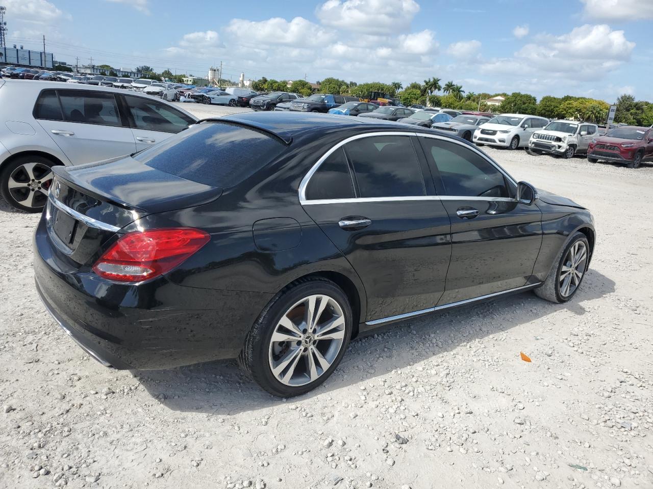 Lot #2986306177 2018 MERCEDES-BENZ C 300