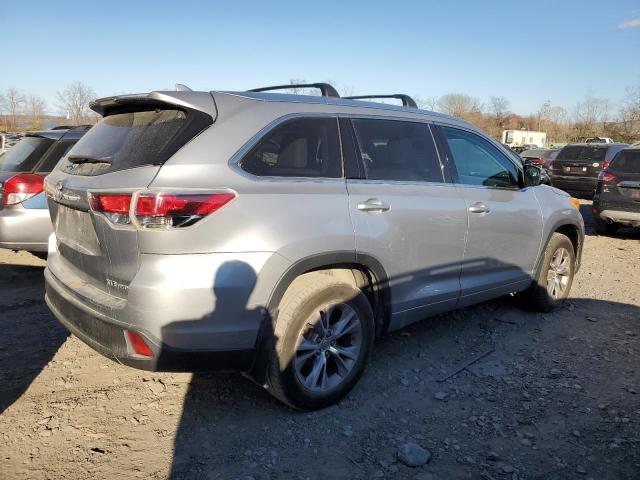 VIN 5TDJKRFH2ES008962 2014 Toyota Highlander, Xle no.3