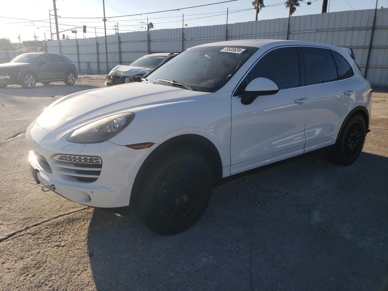 PORSCHE CAYENNE