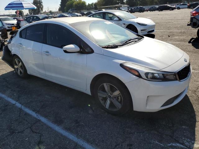 VIN 3KPFL4A72JE174164 2018 KIA Forte, LX no.4