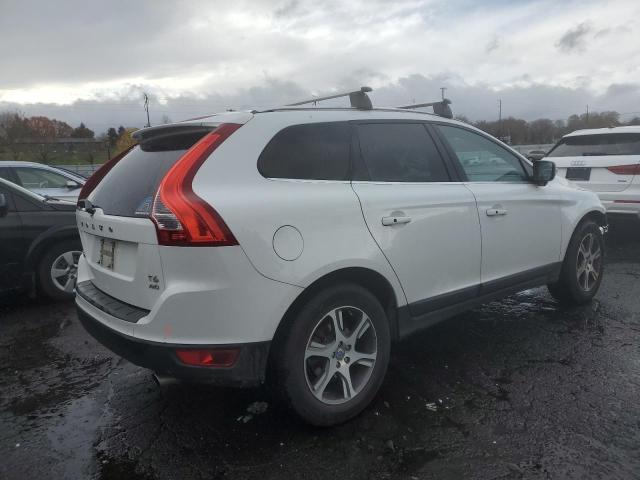 VOLVO XC60 T6 2013 white  gas YV4902DZXD2416060 photo #4