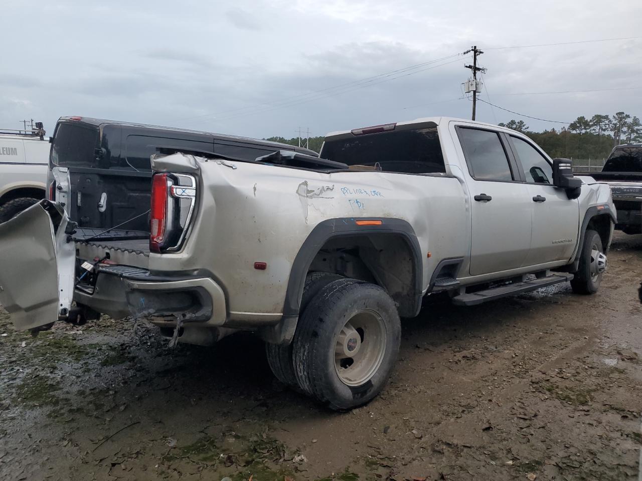 Lot #2986727317 2022 GMC SIERRA K35