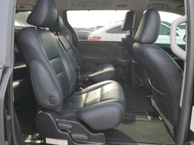 2017 TOYOTA SIENNA SE 5TDXZ3DC9HS796458