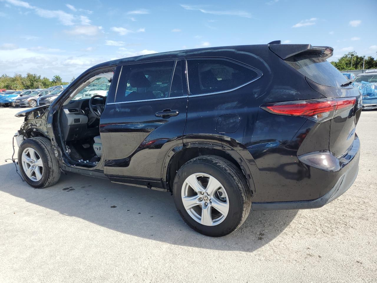 Lot #3021036193 2020 TOYOTA HIGHLANDER