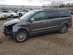 CHRYSLER TOWN & COU photo