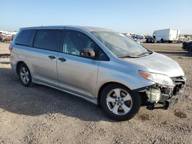 2019 TOYOTA SIENNA - 5TDZZ3DC2KS992600
