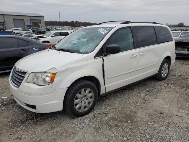 Global Auto Auctions: 2010 CHRYSLER TOWN & COU