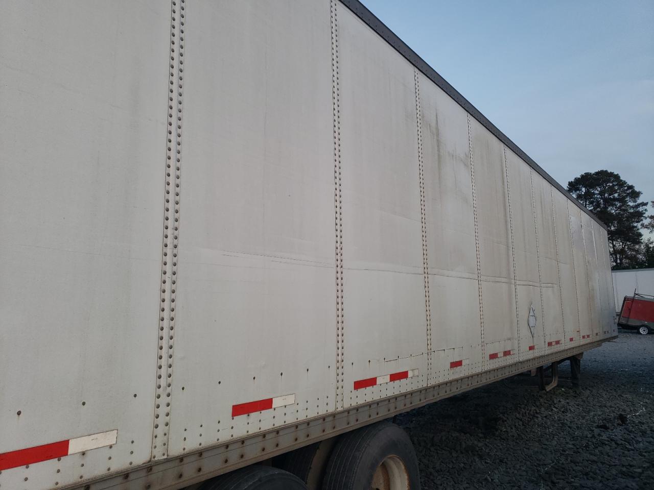 Lot #2952851805 2005 WABASH TRAILER