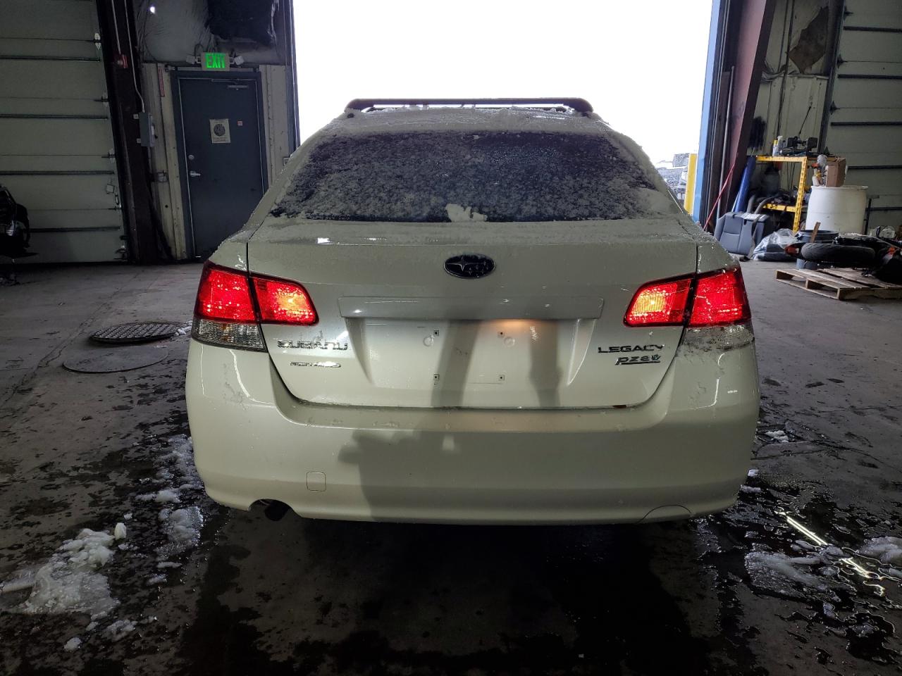 Lot #3021091200 2012 SUBARU LEGACY 2.5