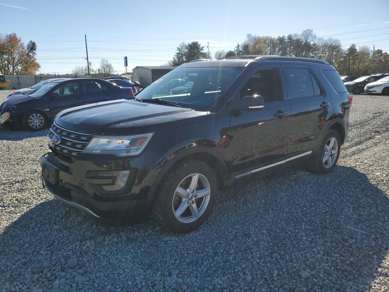  Salvage Ford Explorer