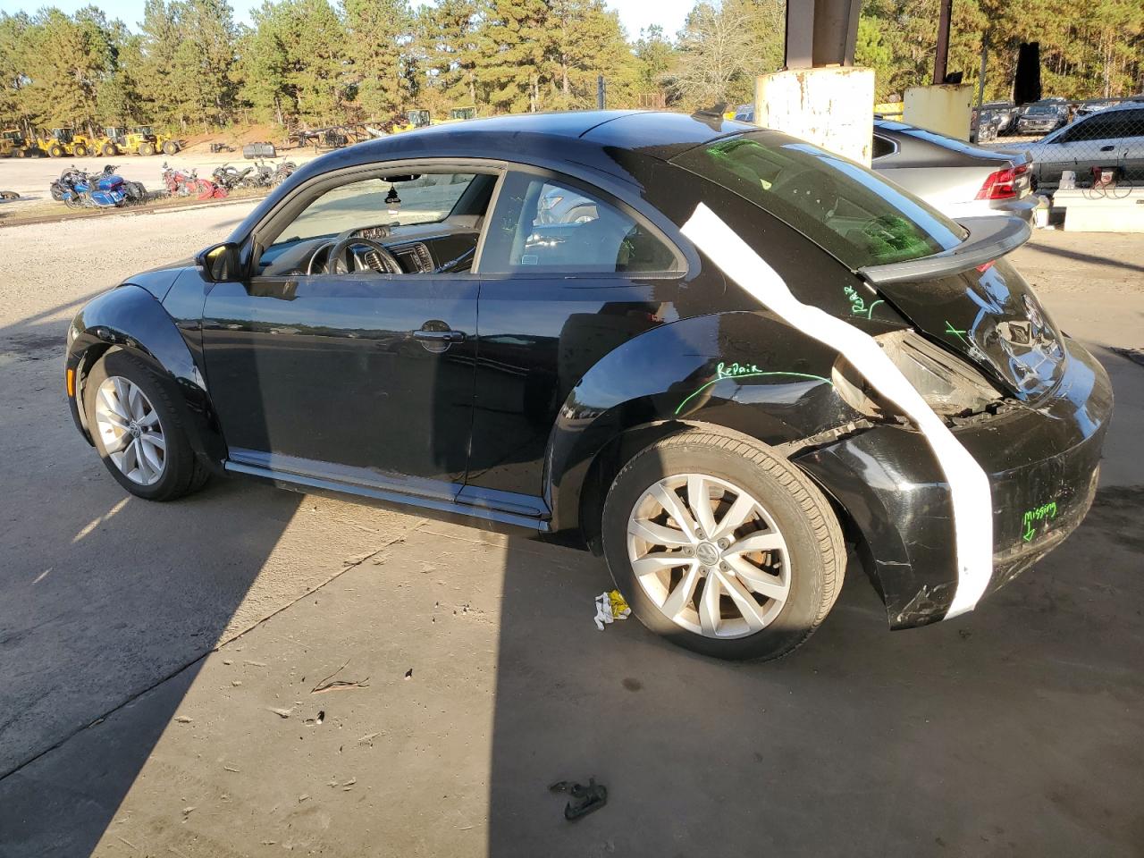 Lot #2976966678 2014 VOLKSWAGEN BEETLE