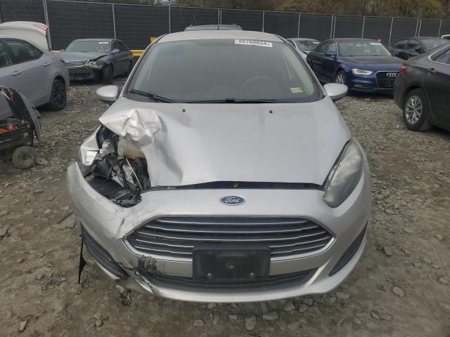 VIN 3FADP4BJ5KM132199 2019 FORD FIESTA no.5